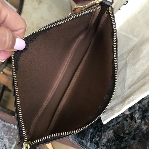 Louis Vuitton Pochette Accessories with Authentic LV Crossbody Strap - Picture 12 of 17